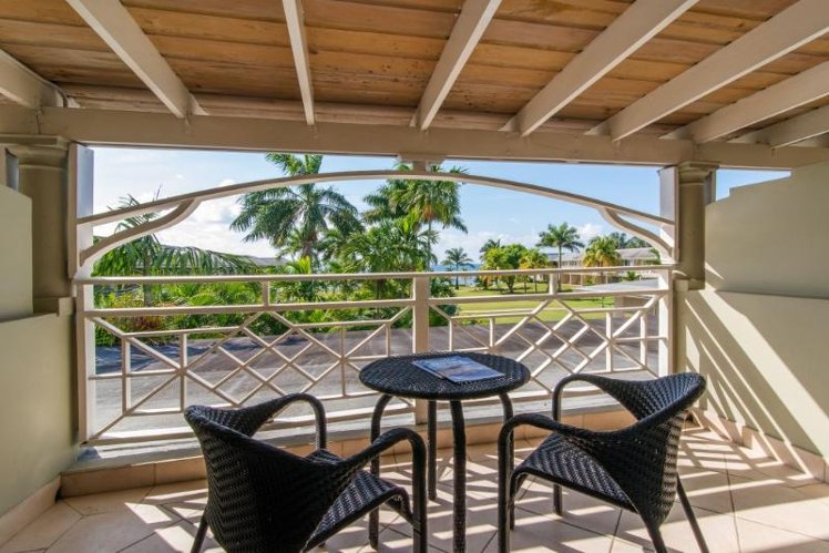 JUNIOR SUITE CLUB OCEAN VIEW Room