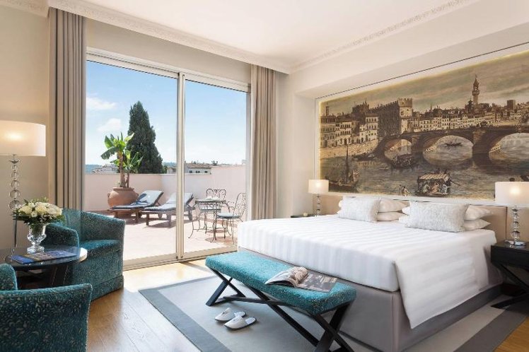 DOUBLE PREMIUM KING BED Room