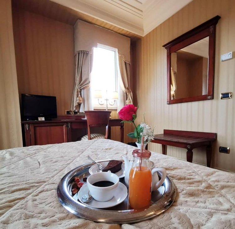 SINGLE STANDARD Room