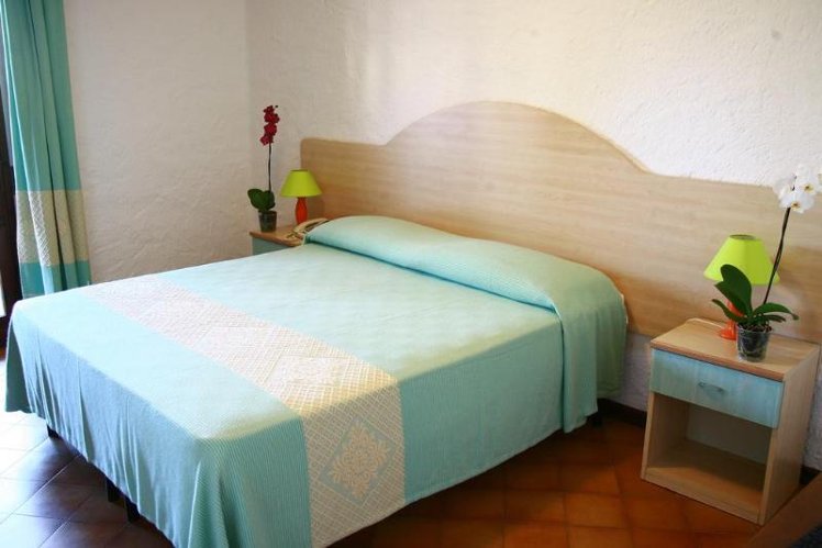 DOUBLE GARDEN VIEW Room