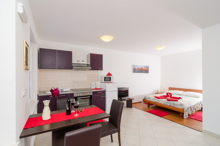 Apartments Ira