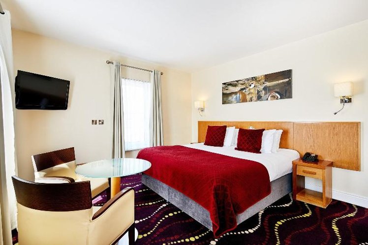 DOUBLE STANDARD Room