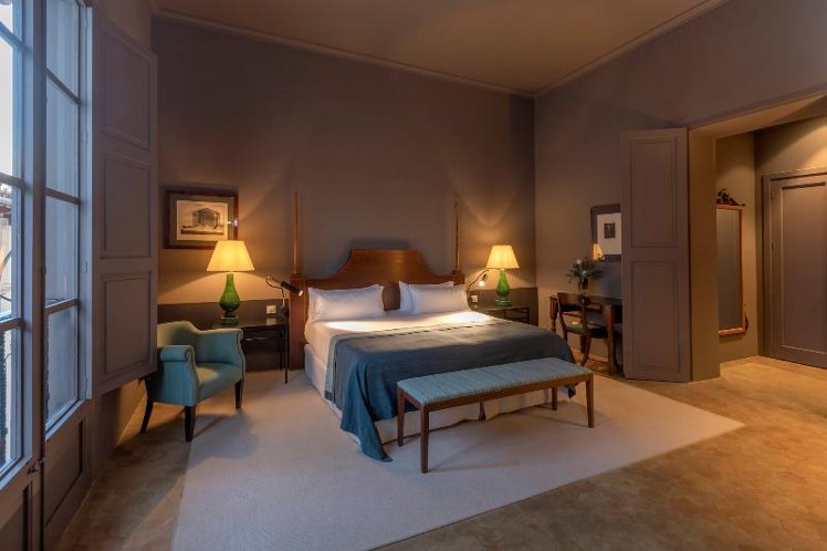 JUNIOR SUITE STANDARD Room
