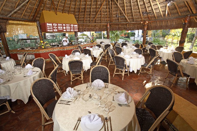Real Playa Carmen Hotel & Beach Club