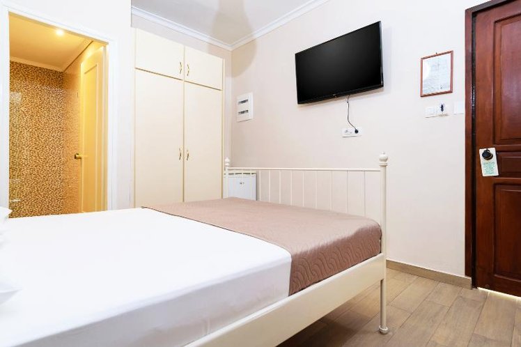 SINGLE STANDARD Room