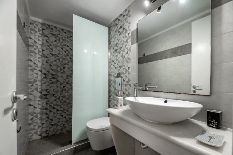 TRIPLE STANDARD Room