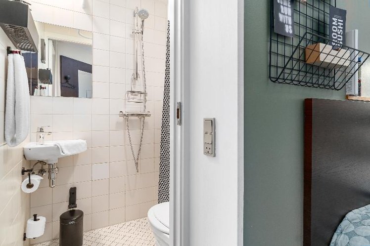 SINGLE STANDARD Room