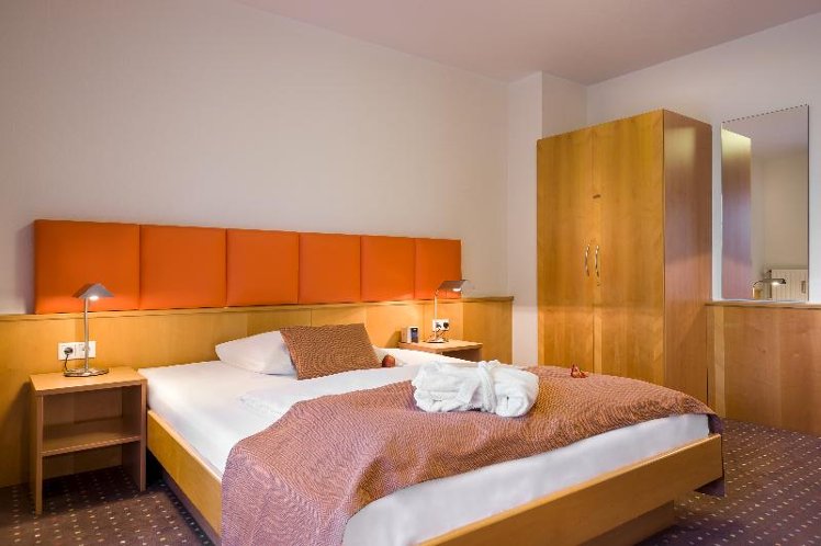 SINGLE SUPERIOR Room