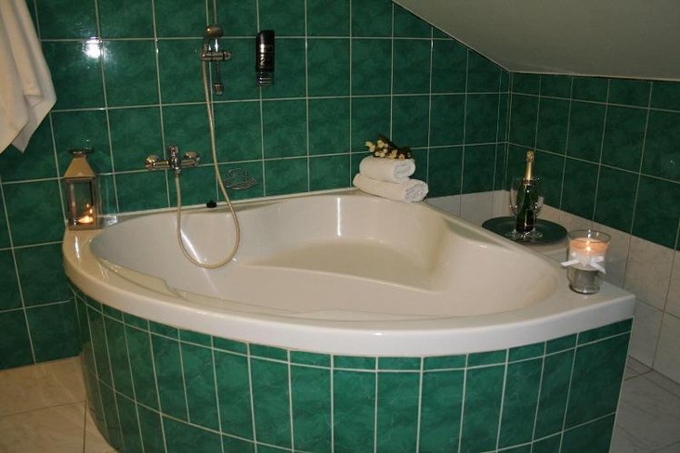 APARTMENT CAPACITY 4 Room