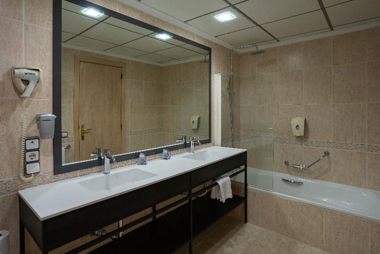 Double or Twin STANDARD Room
