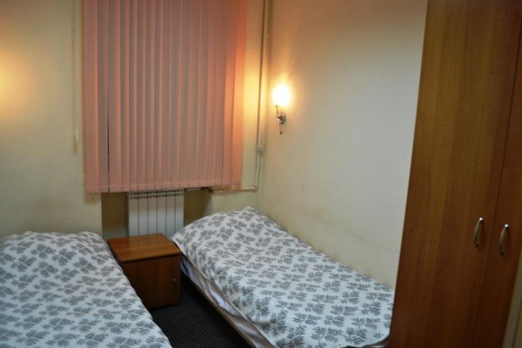 SINGLE STANDARD Room