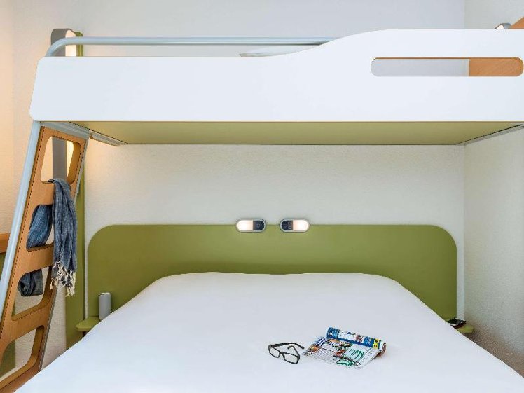 DOUBLE BUNK BED Room
