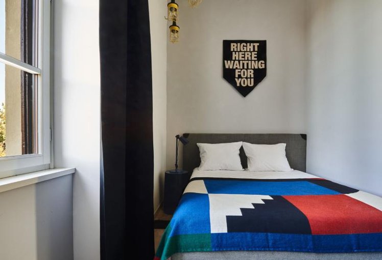 SINGLE STANDARD Room