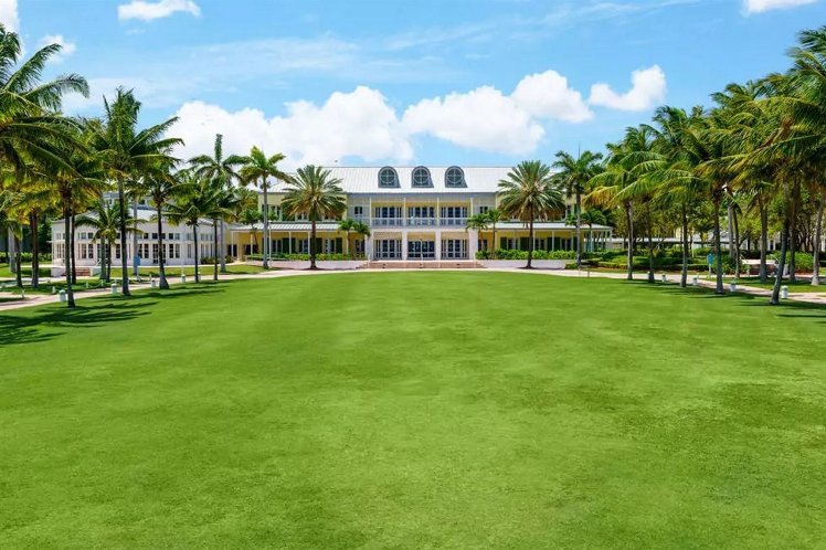 Grand Lucayan