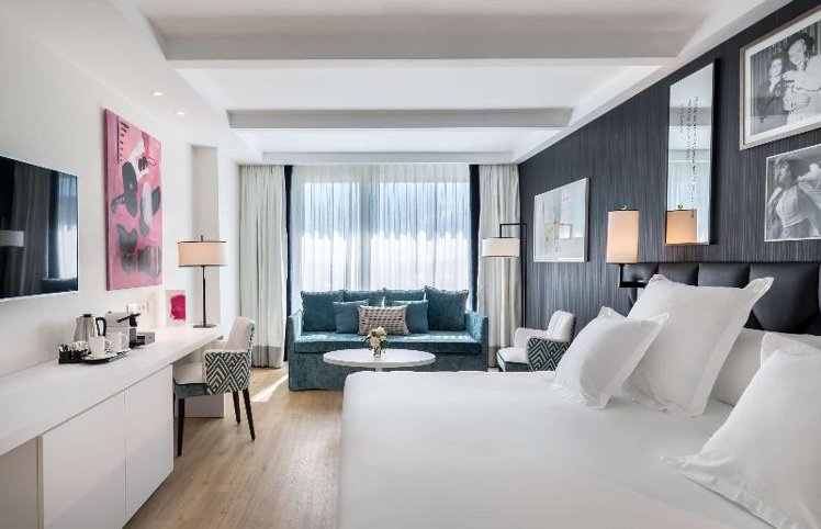 TRIPLE PREMIUM Room