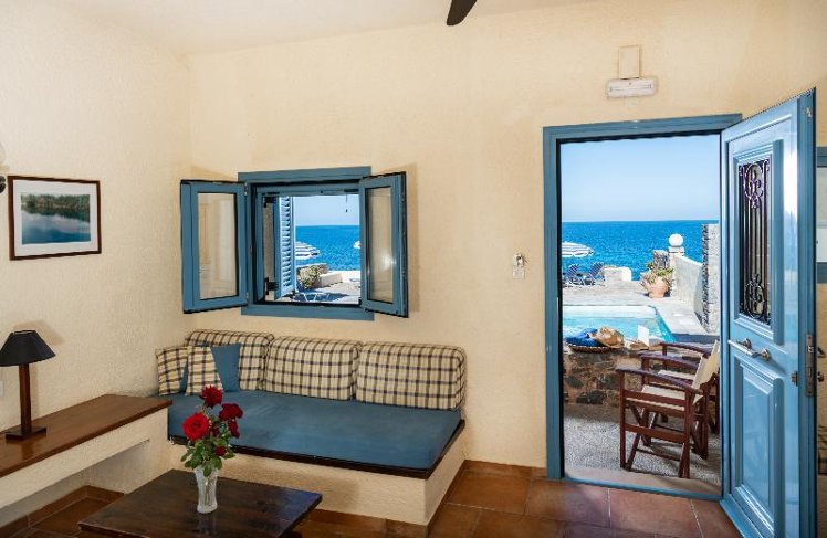 APARTMENT SUPERIOR SEA FRONT Room