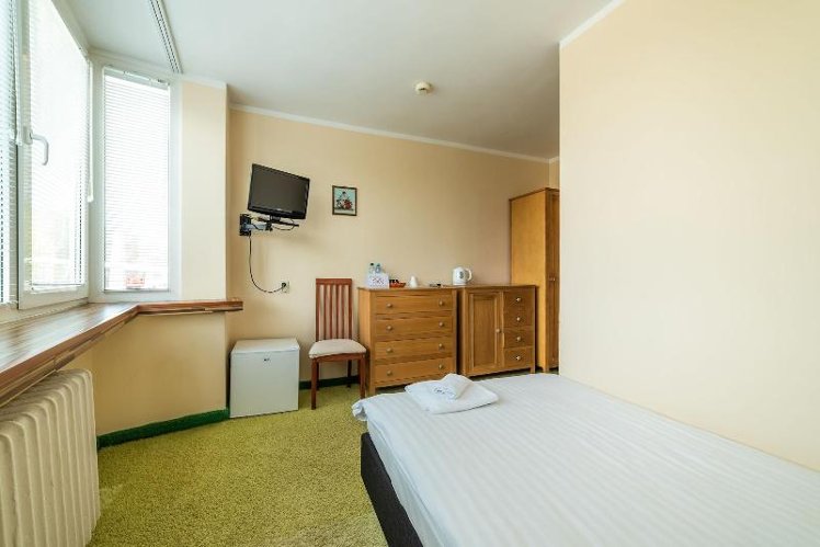 SINGLE STANDARD Room
