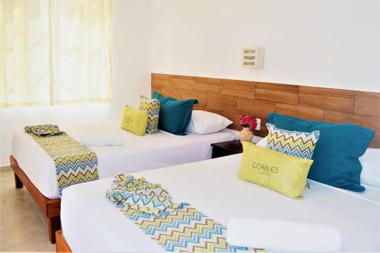STUDIO POOL VIEW Room