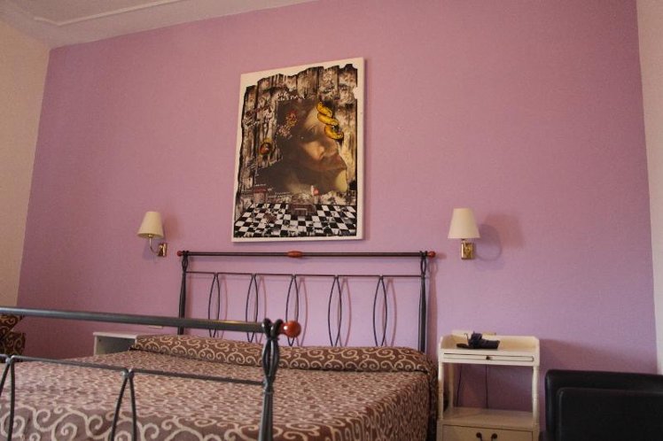 DOUBLE STANDARD Room