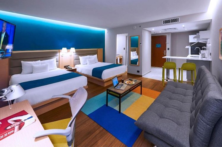 SUITE TWO DOUBLE BEDS Room