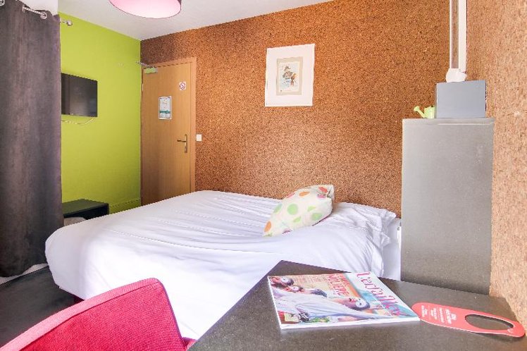 DOUBLE STANDARD Room