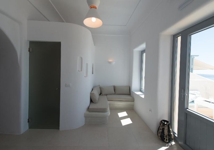 SUITE DELUXE WITH VIEWS Room