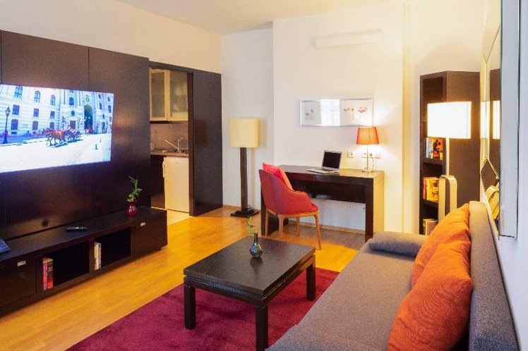 APARTMENT CAPACITY 4 Room