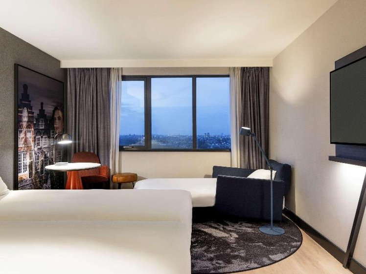 TRIPLE EXECUTIVE Room