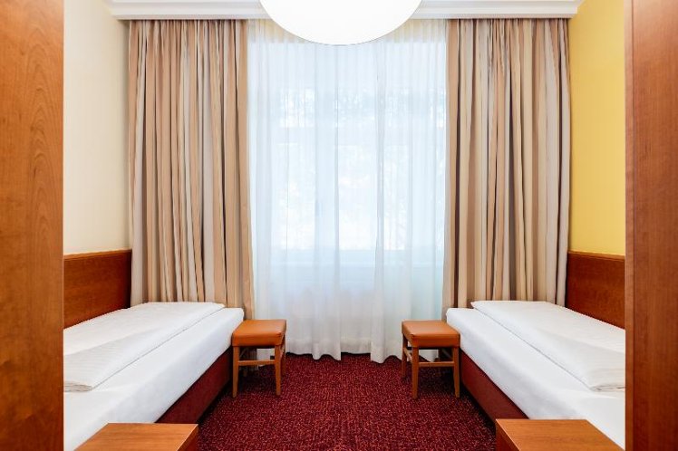 QUADRUPLE STANDARD Room