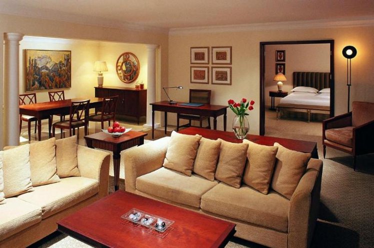 SUITE EXECUTIVE KING BED Room