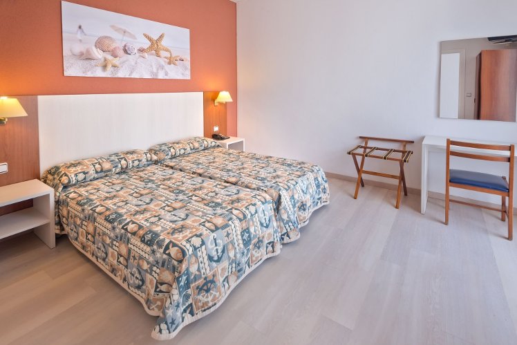 GHT Balmes Hotel, Aparthotel & Splash