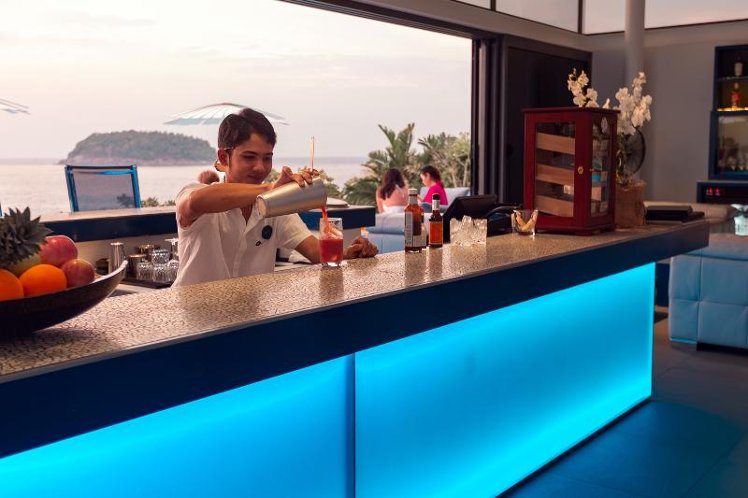 Bar
