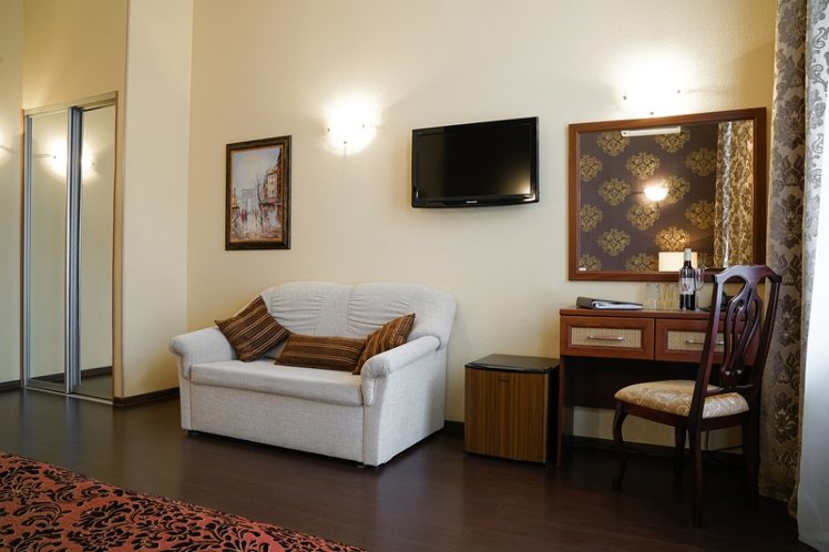 DOUBLE SUPERIOR Room