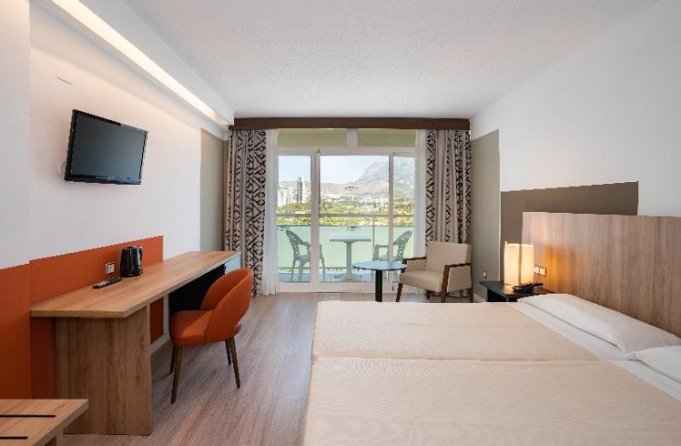 DOUBLE SINGLE USE STANDARD Room