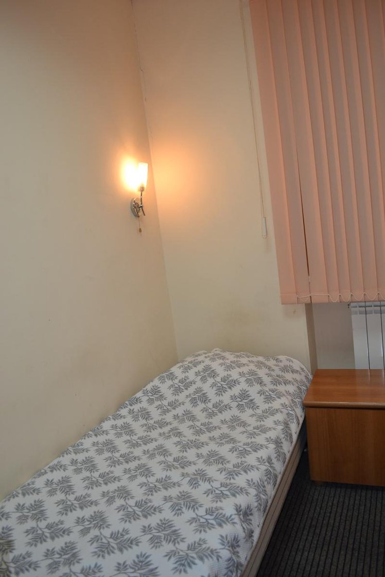 SINGLE STANDARD Room