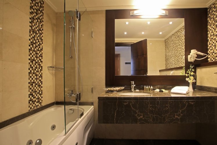 Lancaster Hotel Raouche