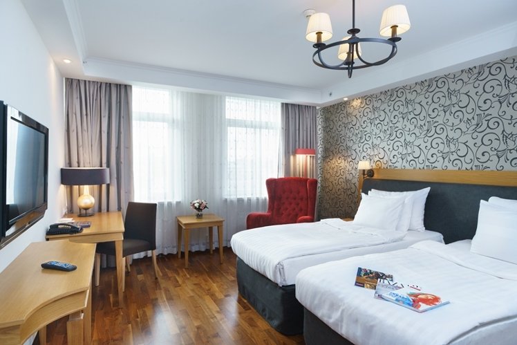 DOUBLE STANDARD Room