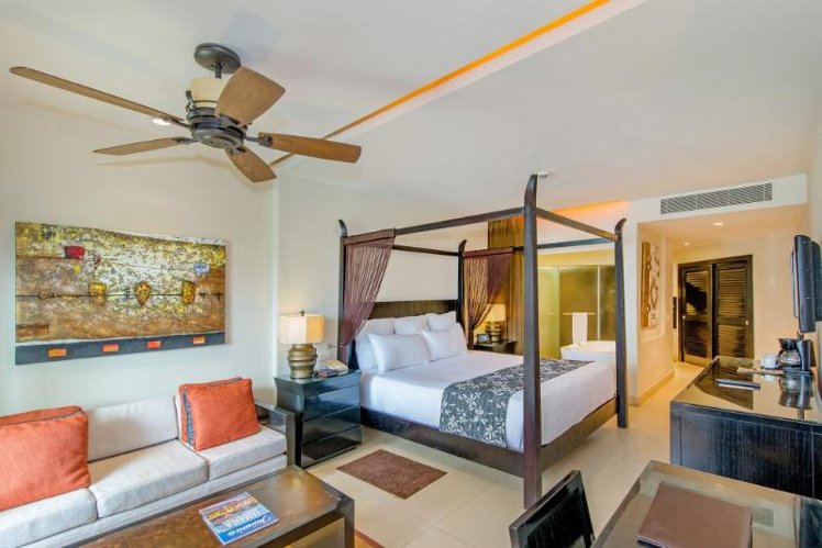 JUNIOR SUITE GARDEN VIEW Room