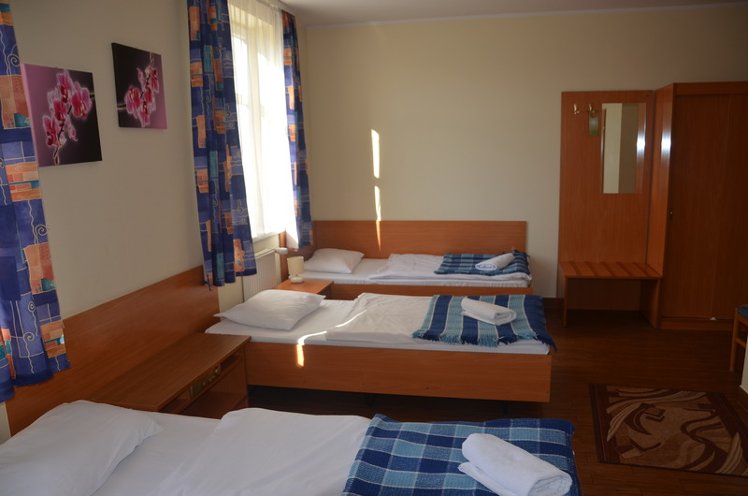 QUADRUPLE STANDARD Room