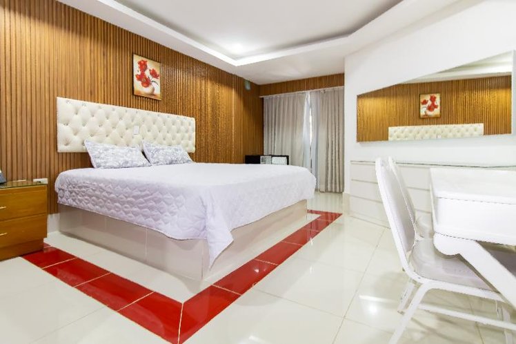 SUITE WITH JACUZZI Room