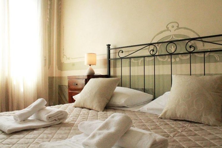 DOUBLE STANDARD Room