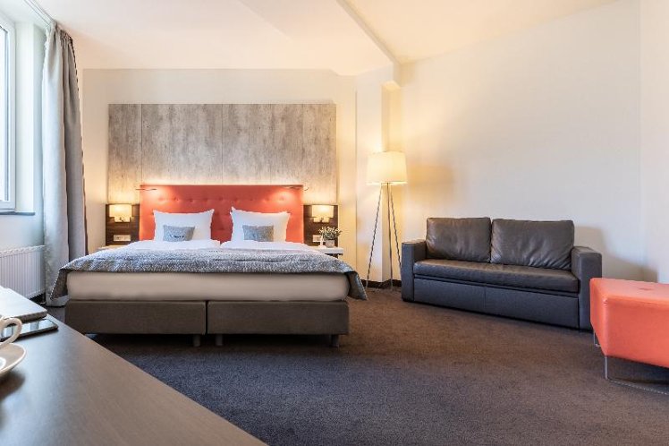 DOUBLE SUPERIOR Room