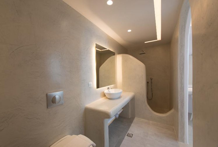 SUITE DELUXE WITH VIEWS Room