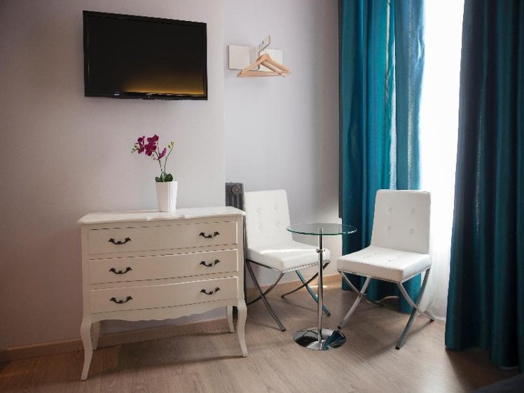 DOUBLE STANDARD Room