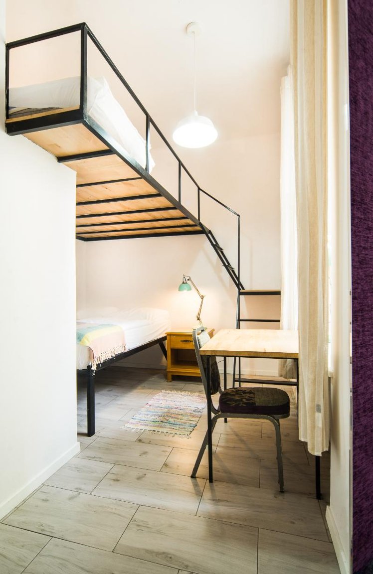 APARTMENT TWO BEDROOMS ONE BATHROOM Room