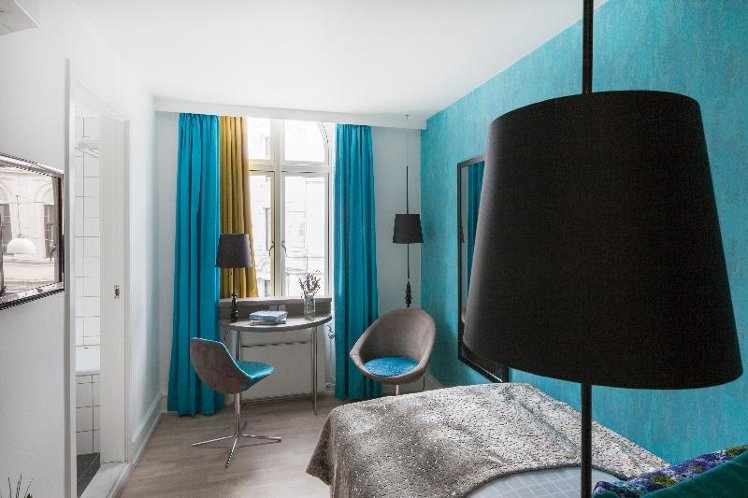 SINGLE STANDARD Room