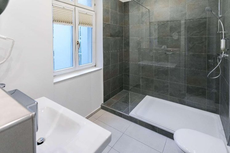 DOUBLE STANDARD Room