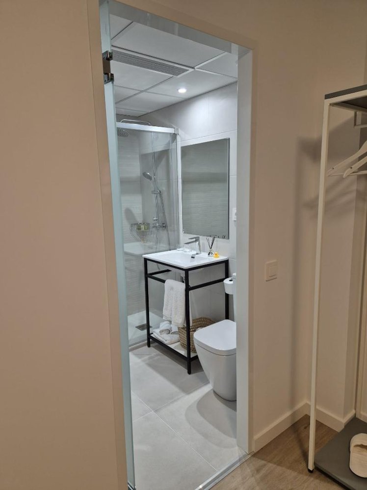 TRIPLE STANDARD Room