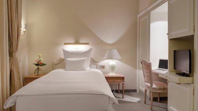 SINGLE CLASSIC Room