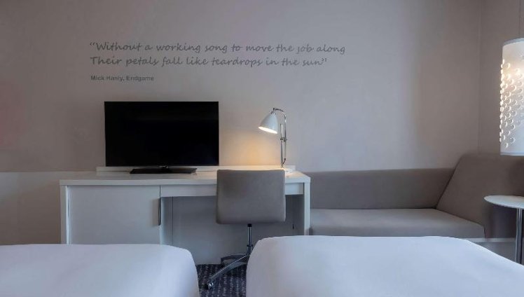 TWIN SUPERIOR Room
